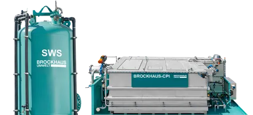 Industrieanlage zur Gas- und Wasseraufbereitung mit Tank und Filtersystem.